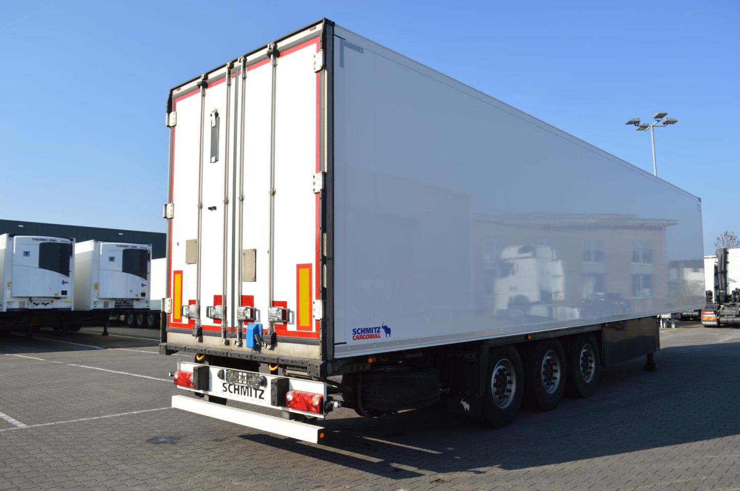 Schmitz Cargobull SKO FP 45 Carrier Vector 1550
