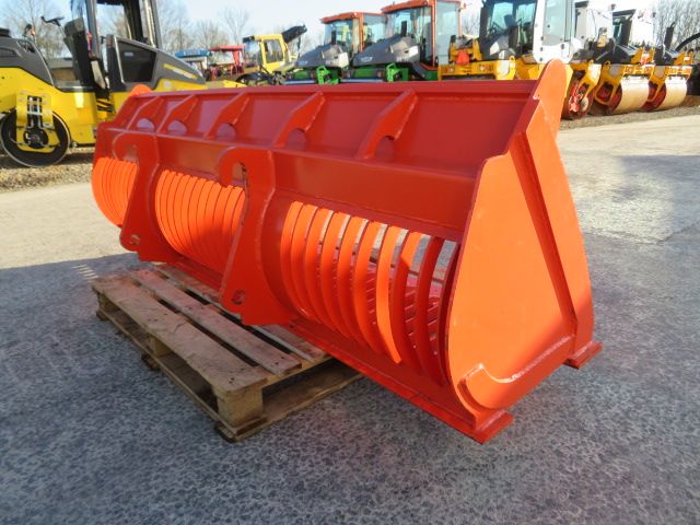 Puinbak 220cm Volvo L30