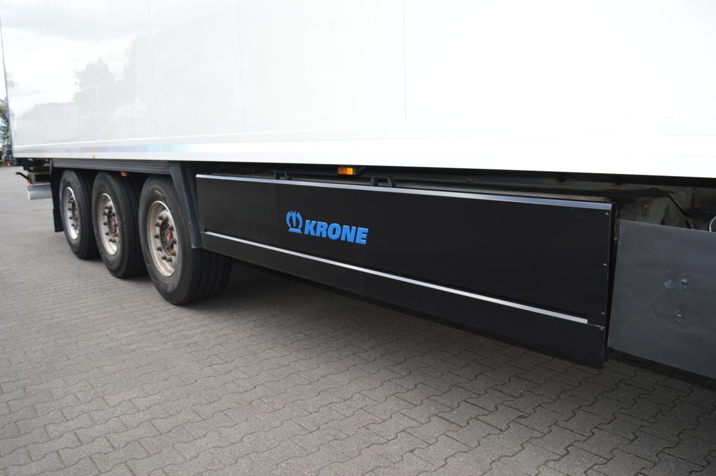 Krone SDR Double Deck Cool Liner FP45 ThermoKing SLXi 300 Lifting Axle
