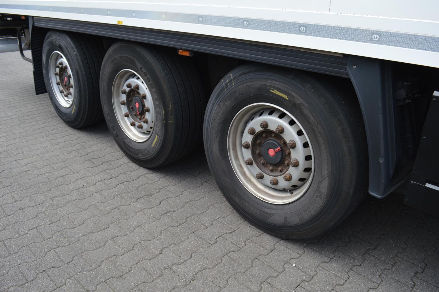 Krone SDR Double Deck Cool Liner FP45 ThermoKing SLXi 300 Lifting Axle