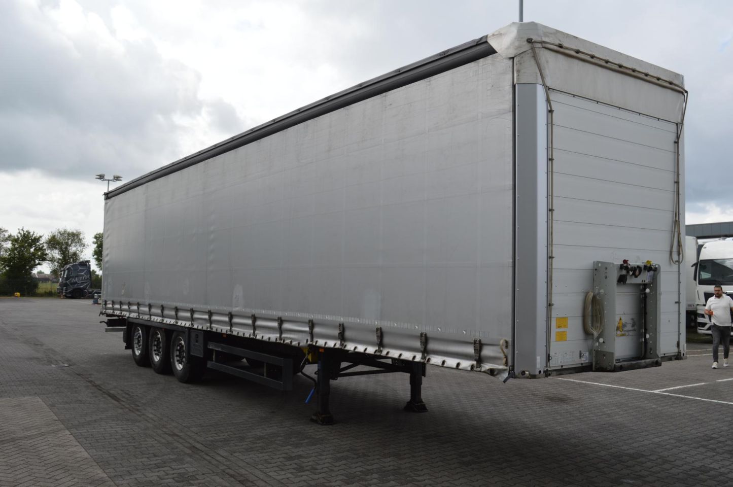 Schmitz Cargobull SCS24/L