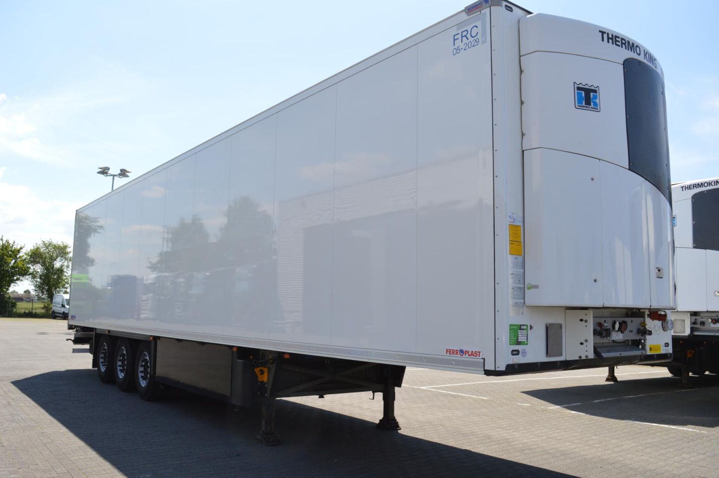 Schmitz Cargobull SKO FP 45 ThermoKing SLXi 300