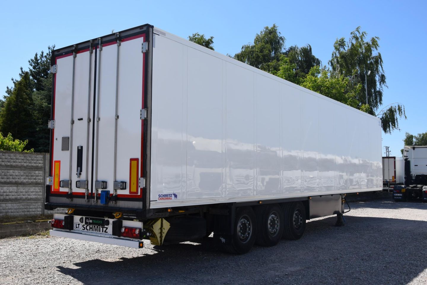 Schmitz Cargobull SKO Double Deck FP 45 ThermoKing SLXi 300 Lifting Axle