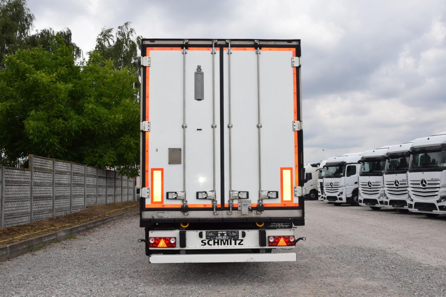 Schmitz Cargobull SKO FP 45 ThermoKing SLXi 300