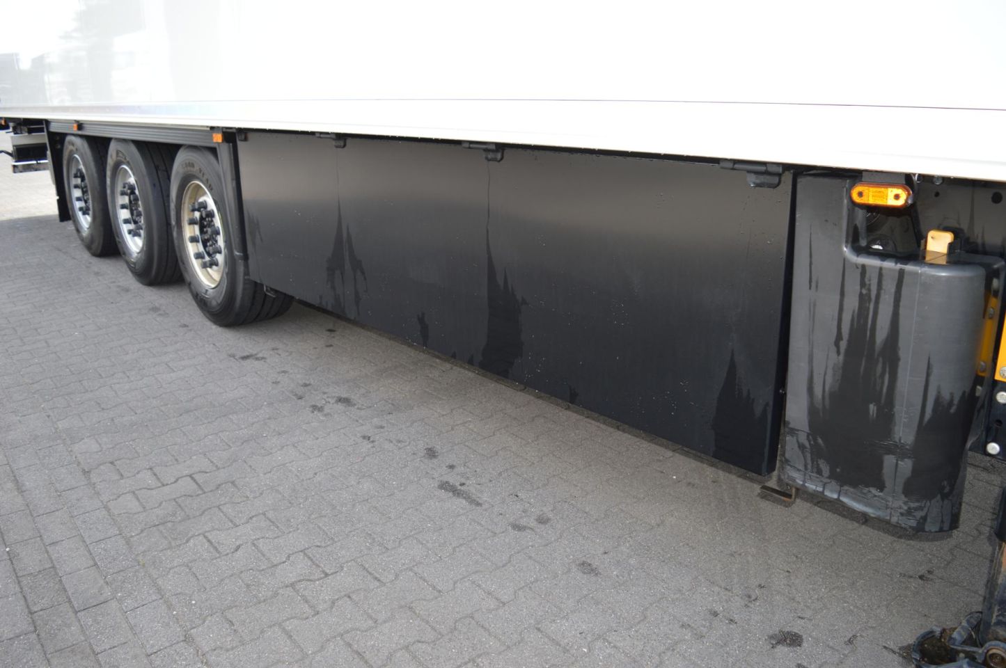 Schmitz Cargobull SKO FP 60 ThermoKing SLXi 300