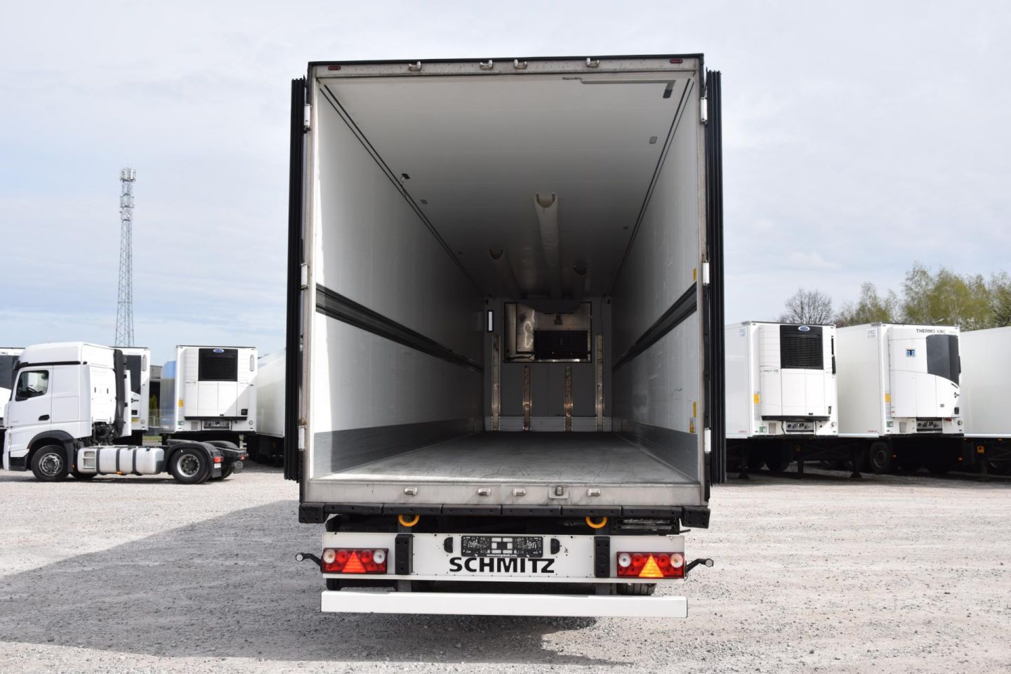 Schmitz Cargobull SKO FP 45 ThermoKing SLXi 300