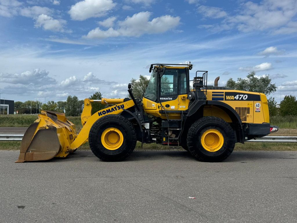 Komatsu WA470-8