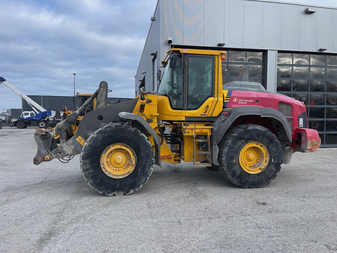 Volvo L110H NL machine