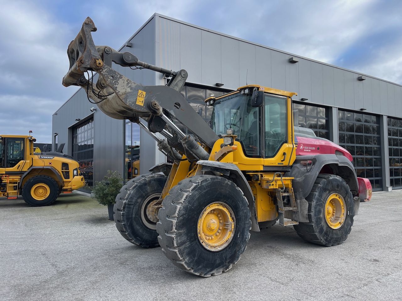 Volvo L110H NL machine