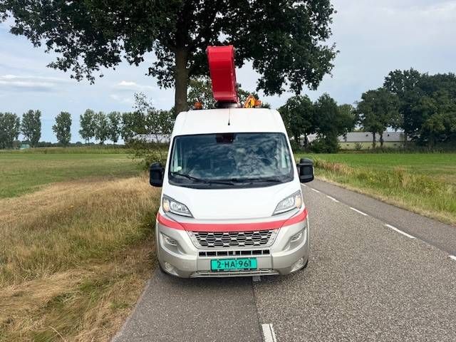 LKW mit Arbeitsbühne Peugeot Boxer 2.2HDI Diesel 12.5m 2016