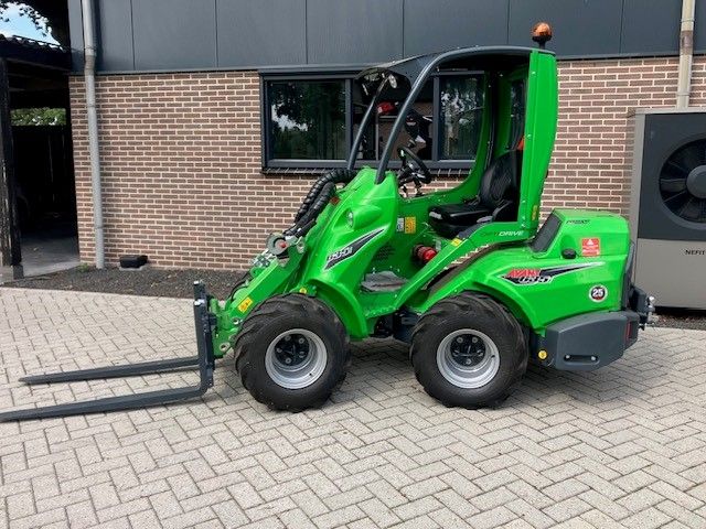 Nieuwe AVANT 635i TDL+ kniklader 1750 kgs