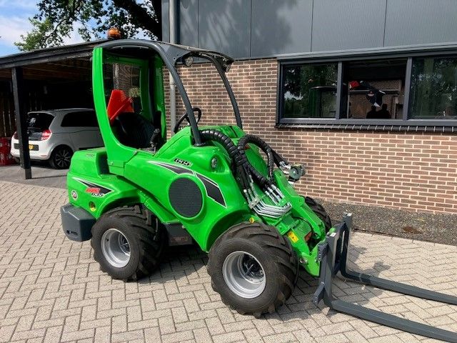 Nieuwe AVANT 635i TDL+ kniklader 1750 kgs