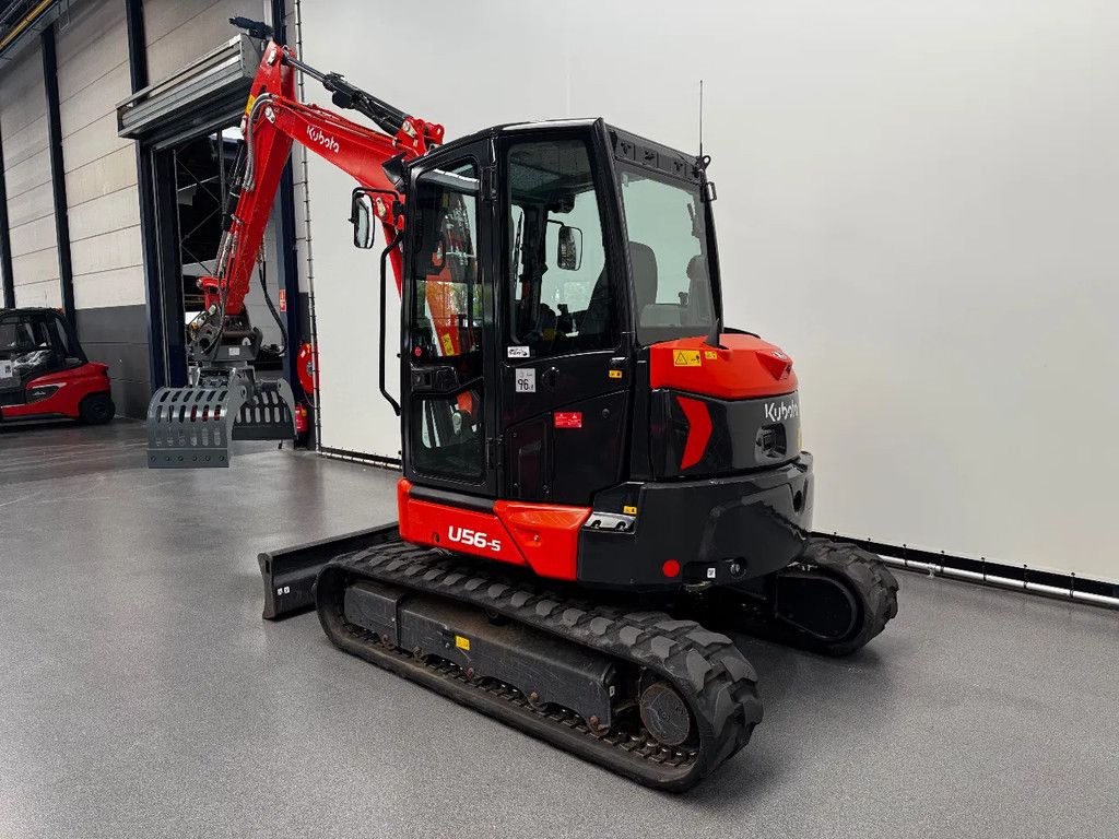 Kubota U56-5