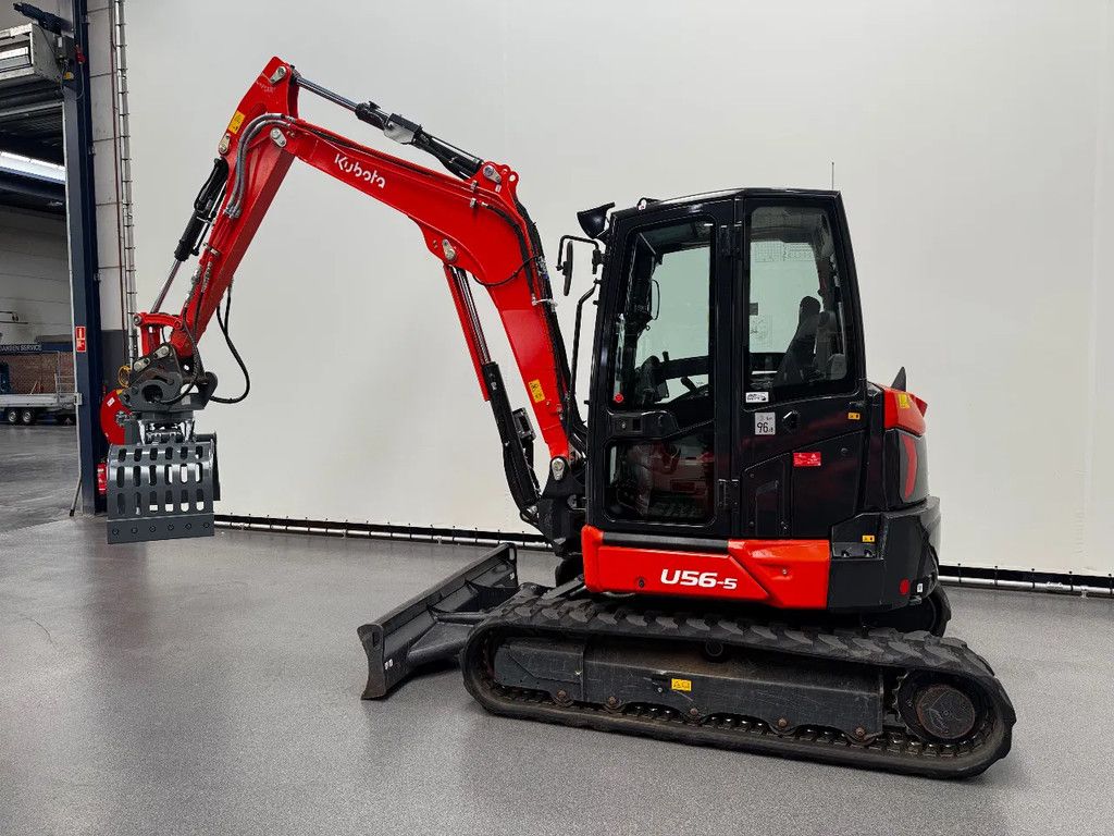 Kubota U56-5