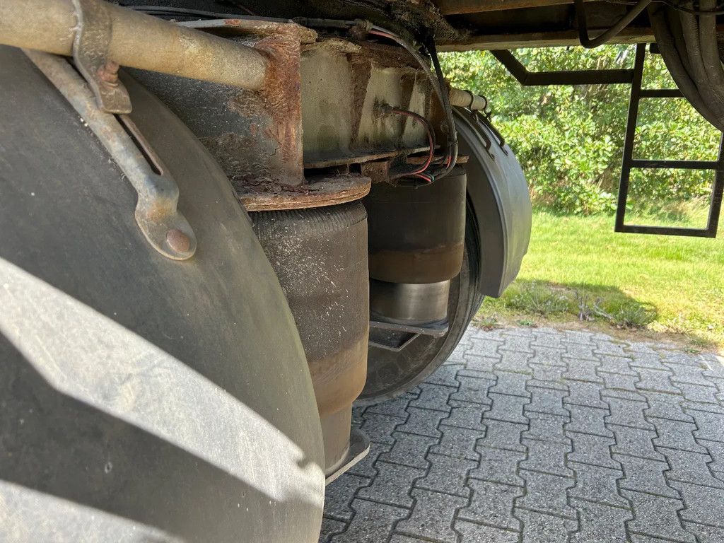 Floor | 3 AXLE | STEERING | CENTRAL LUB SYSTEM | STROG TRAILER !!