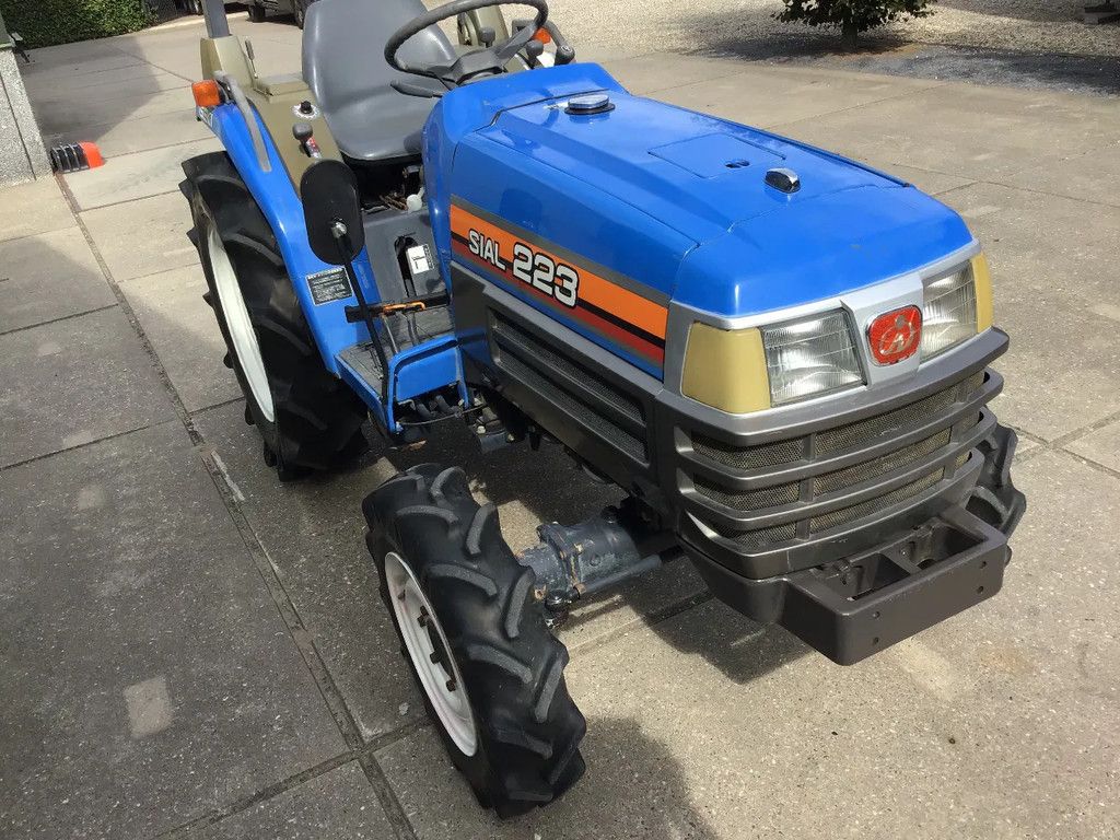 Iseki Mini trekker Iseki Sial 223F