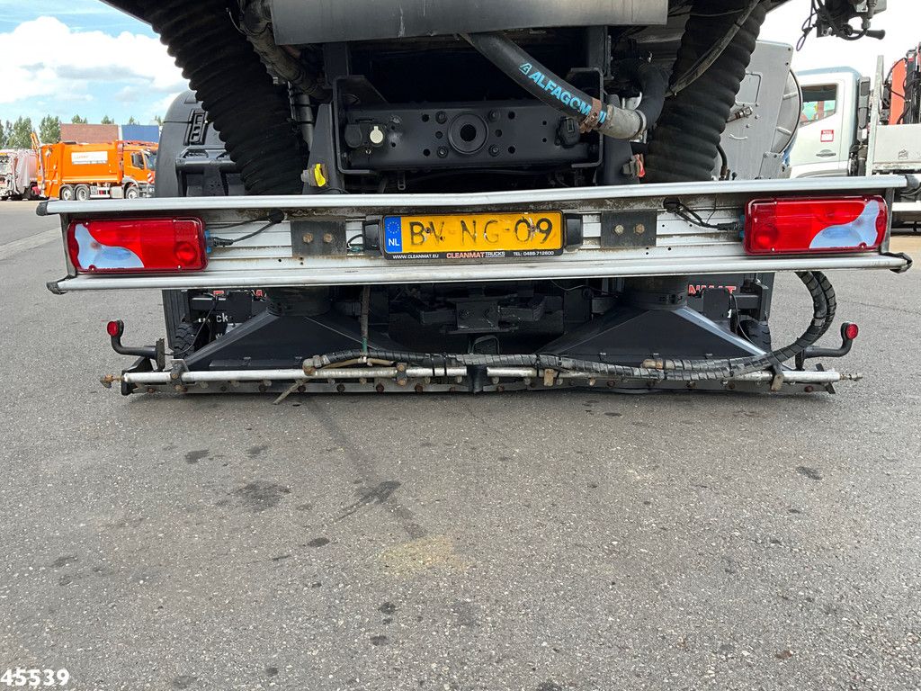 Scania P 340 Koks 7m³ Wegdekreiniger