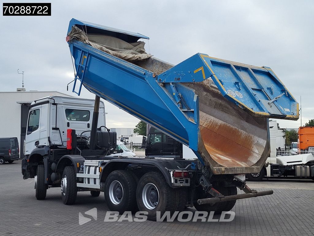 Mercedes Arocs 3243 8X4 19m3 Benne Tipper Steel suspension Automatic Big-Axle Navi Euro 6
