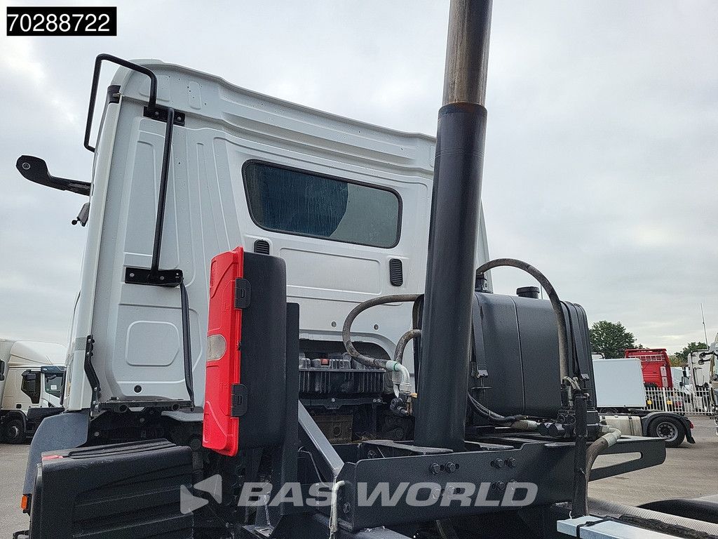 Mercedes Arocs 3243 8X4 19m3 Benne Tipper Steel suspension Automatic Big-Axle Navi Euro 6