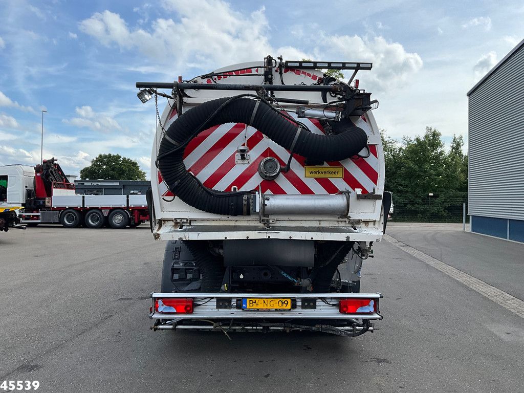 Scania P 340 Koks 7m³ Wegdekreiniger