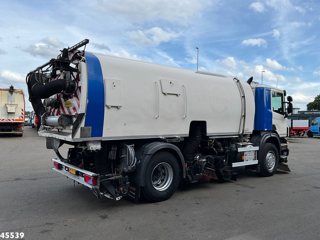 Scania P 340 Koks 7m³ Wegdekreiniger