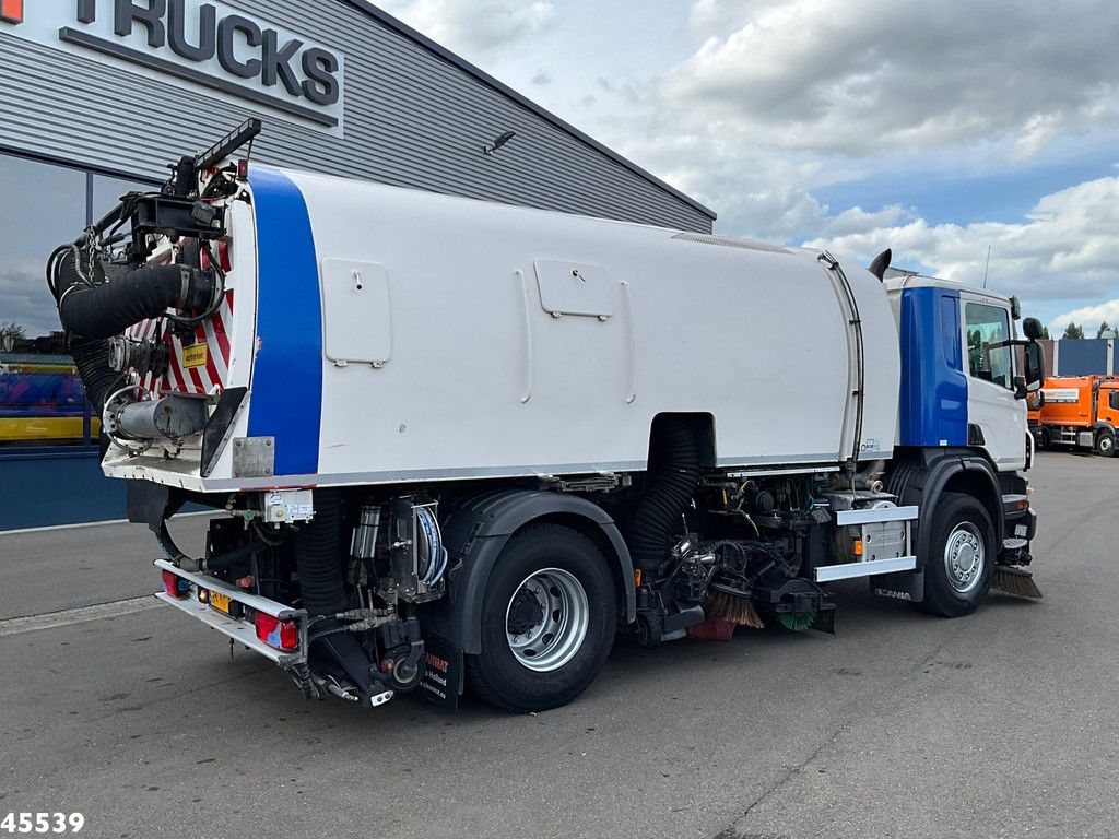 Scania P 340 Koks 7m³ Wegdekreiniger