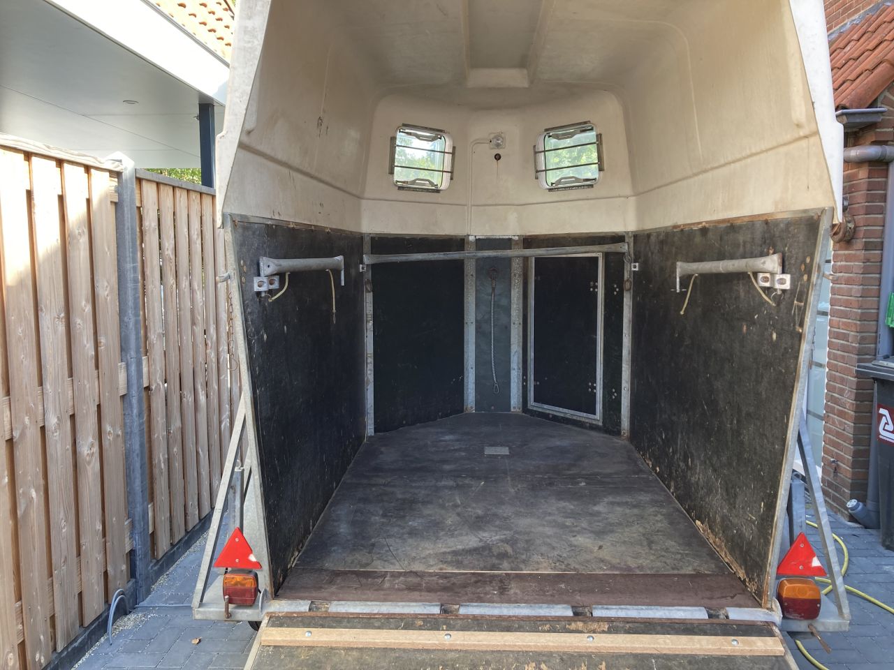 Paardenaanhanger