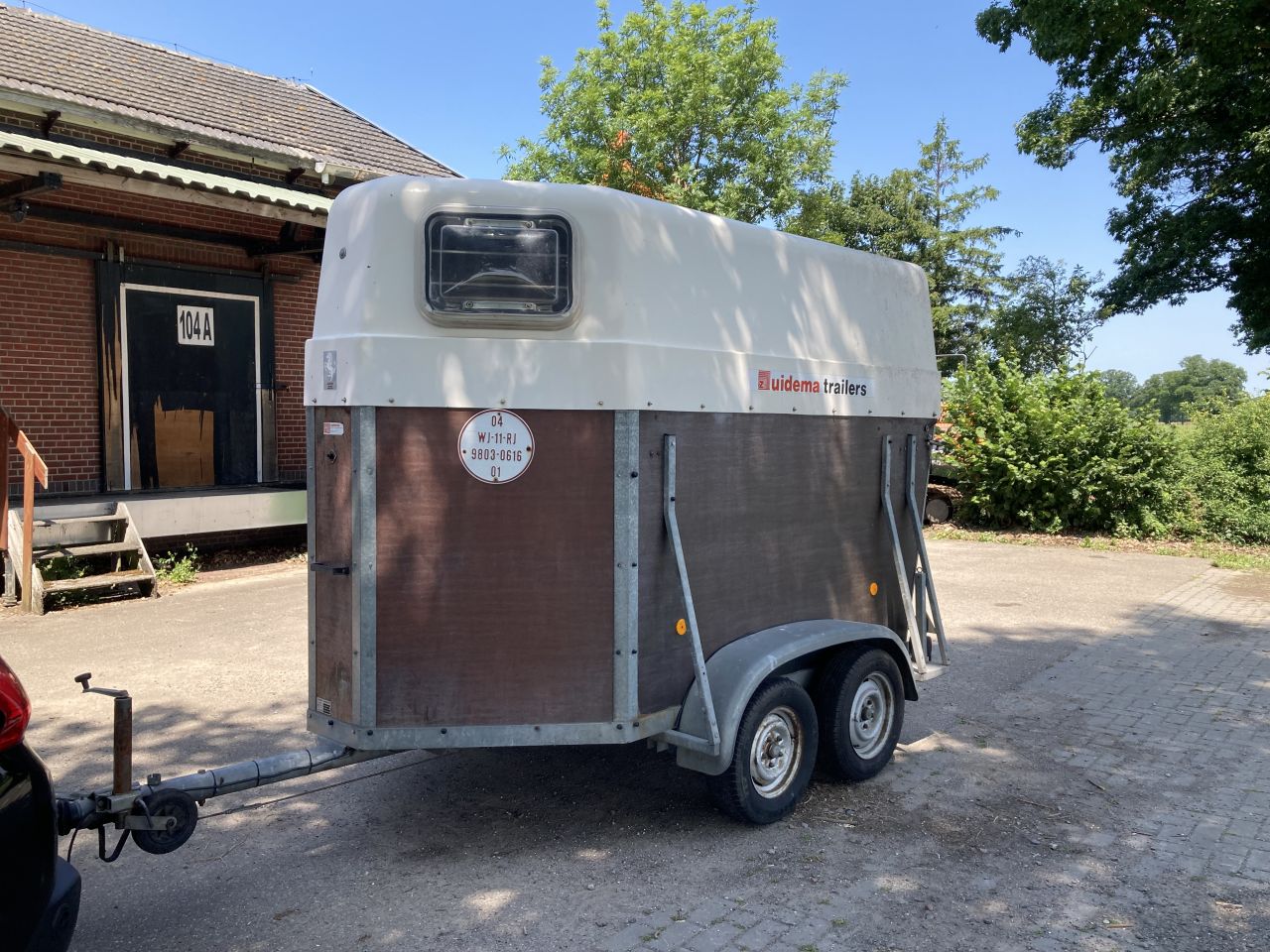 Paardenaanhanger