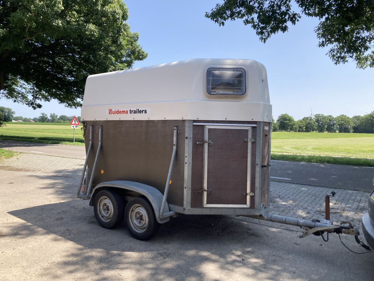 Paardenaanhanger