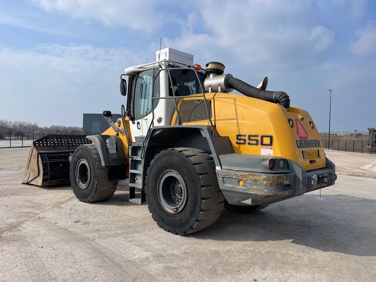 Liebherr 550 CDC + BSS