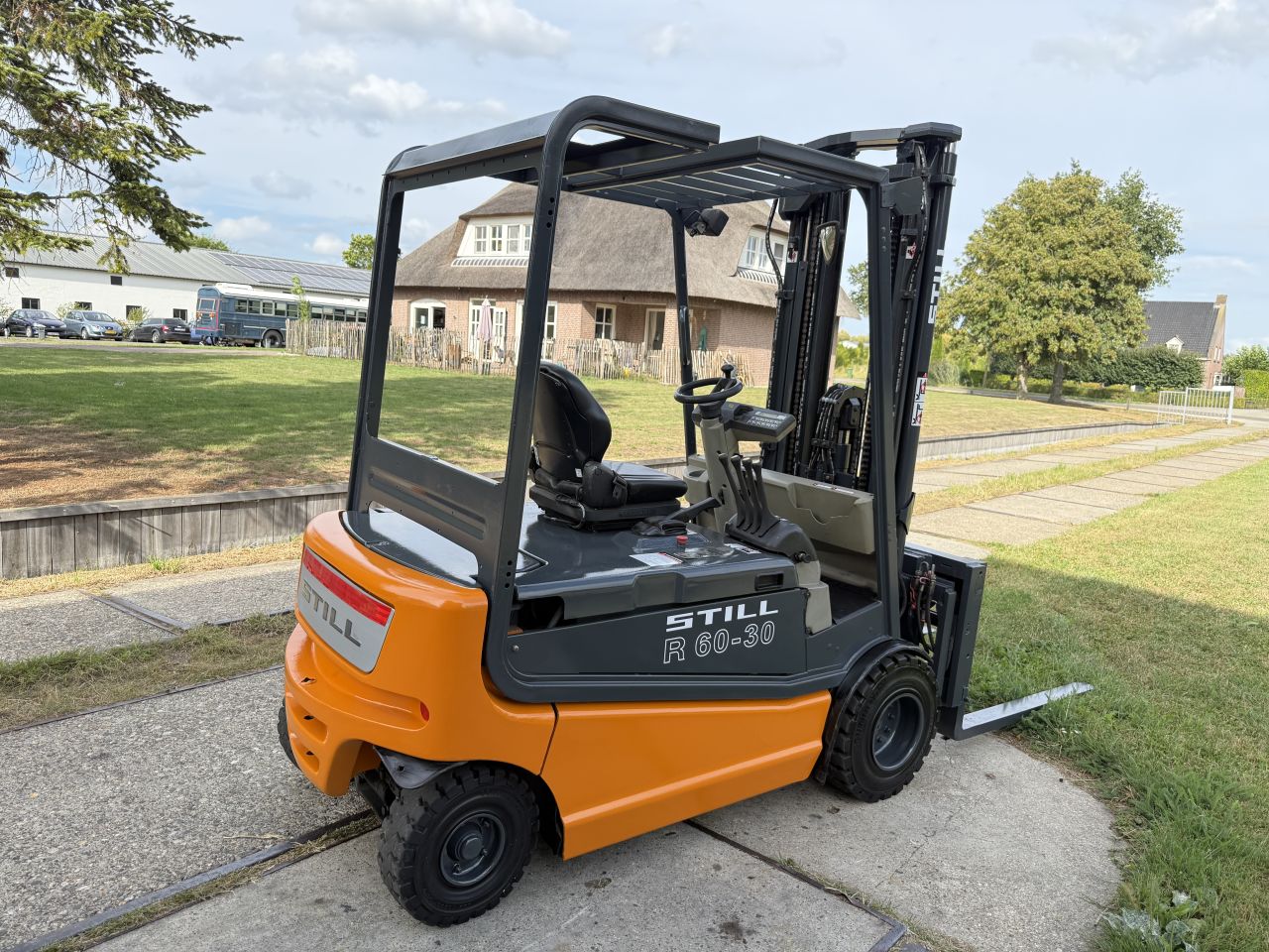 Still 3000KG triplex Sideshift vorkversteller 2019 accu 6900uur