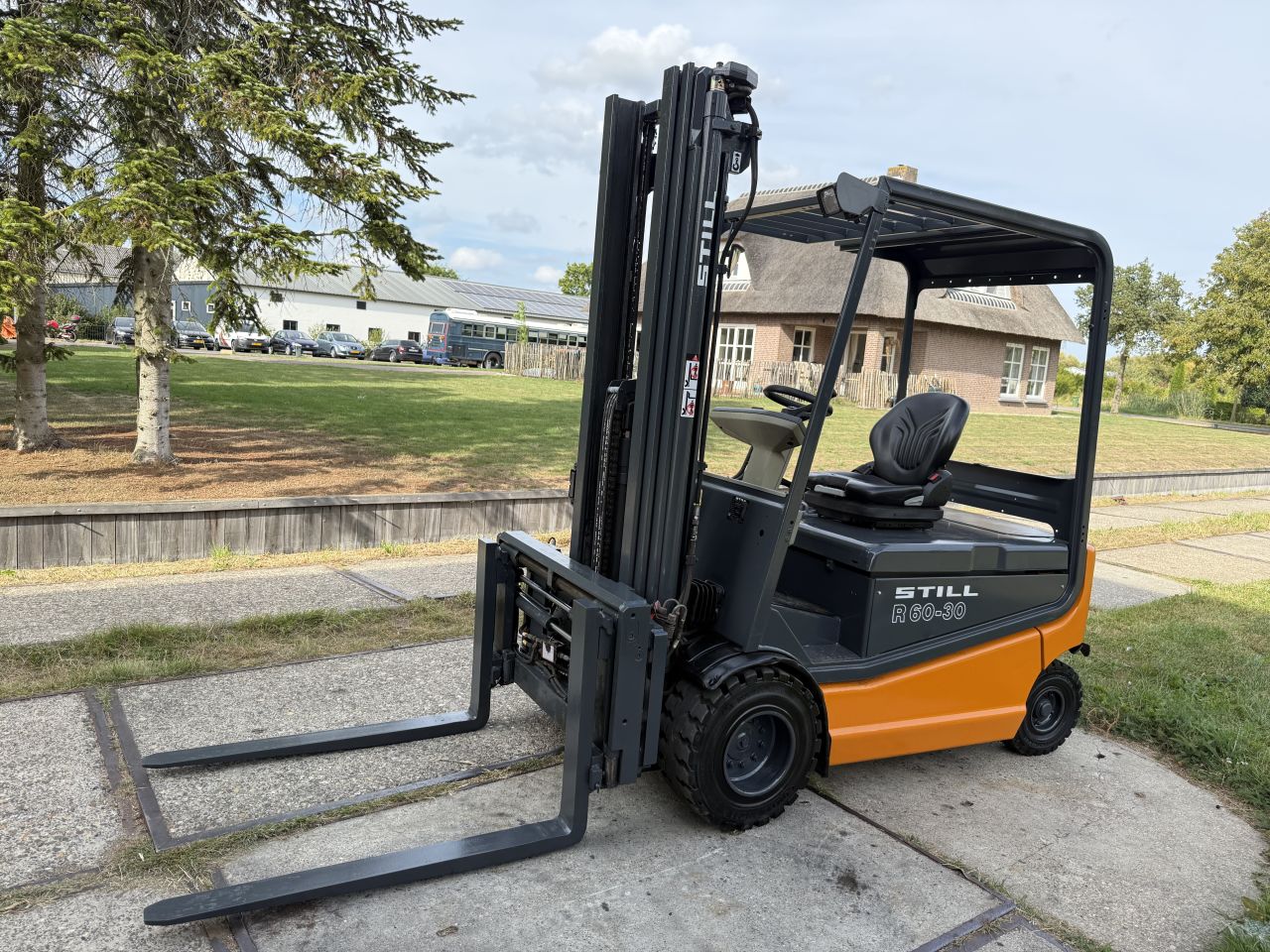 Still 3000KG triplex Sideshift vorkversteller 2019 accu 6900uur
