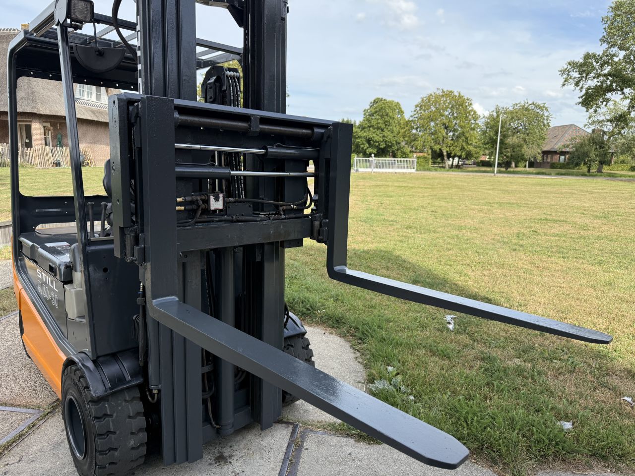Still 3000KG triplex Sideshift vorkversteller 2019 accu 6900uur
