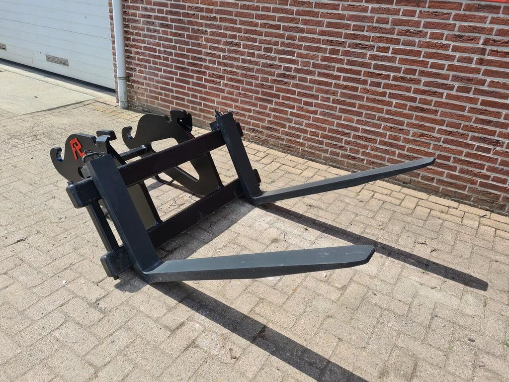 Pallet fork