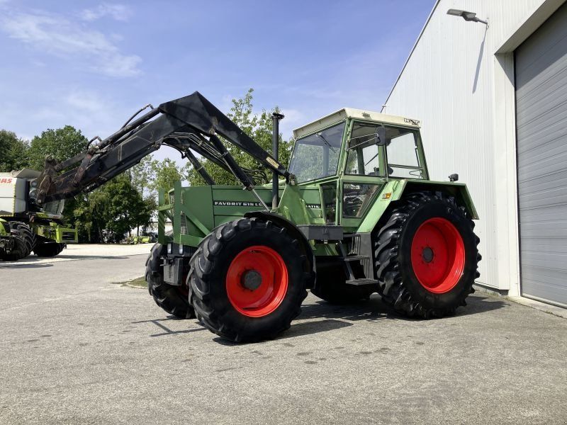Fendt FAVORIT 615 LS