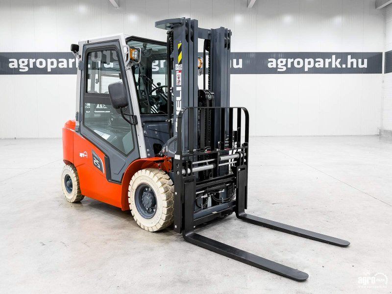 Heli CPYD25-KU1HG3 G3, 2,5 ton LPG  with 4,7 meter lift