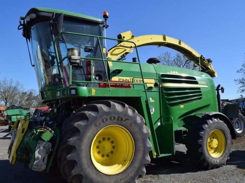 John Deere 7250 i