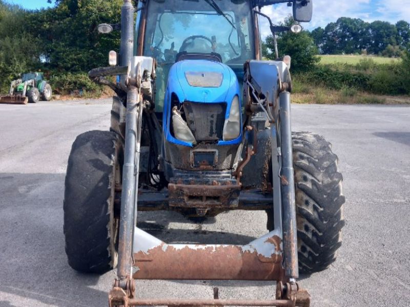New Holland T 6030 Elite