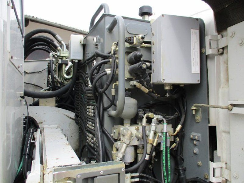 Liebherr A 316, vollhydraulischer Schnellwechsler Likufix SWA 48