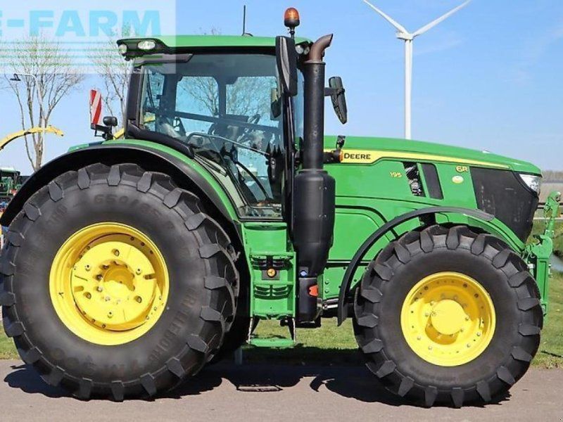 John Deere 6r195