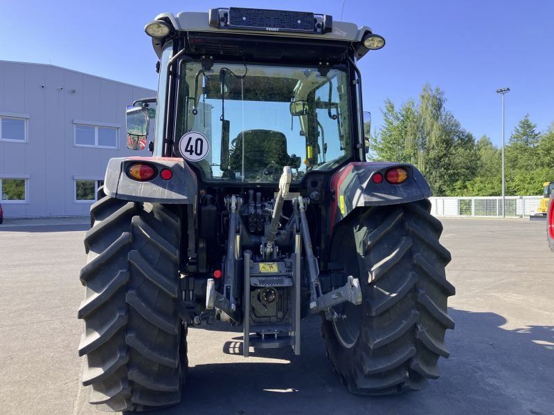 Massey Ferguson 4709 M DYNA-2 ESSENTIAL KAB