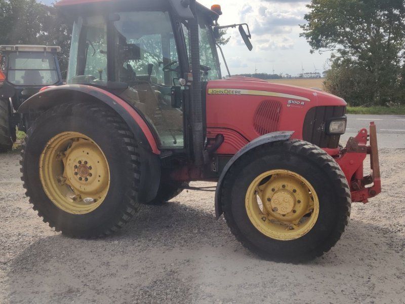 John Deere 5100R