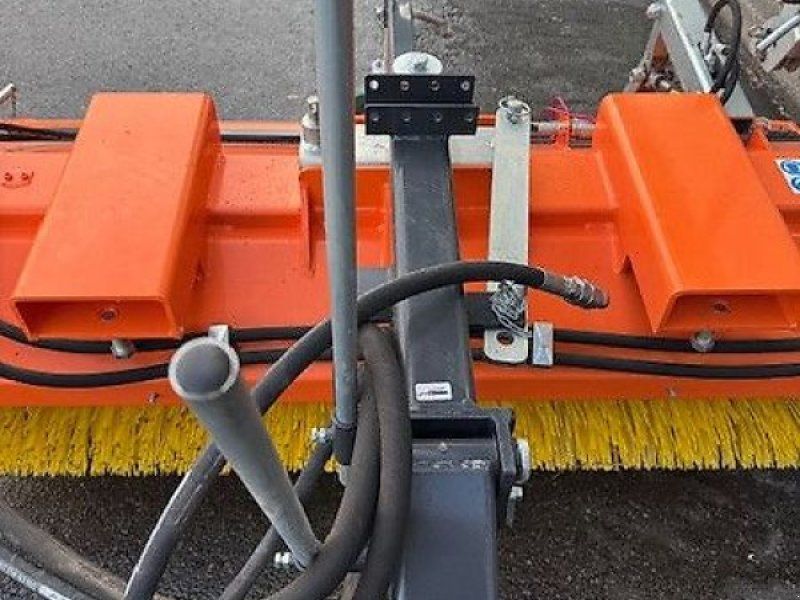 Talex Ecoclean 180 mit Seitenbesen