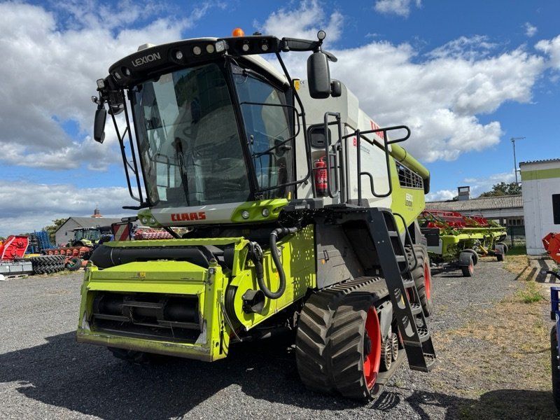 Claas LEXION 6900
