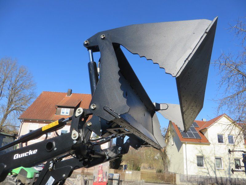 Solis 26 HST + Alö Quicke Frontlader + Greifschaufel + Straßenzulassun