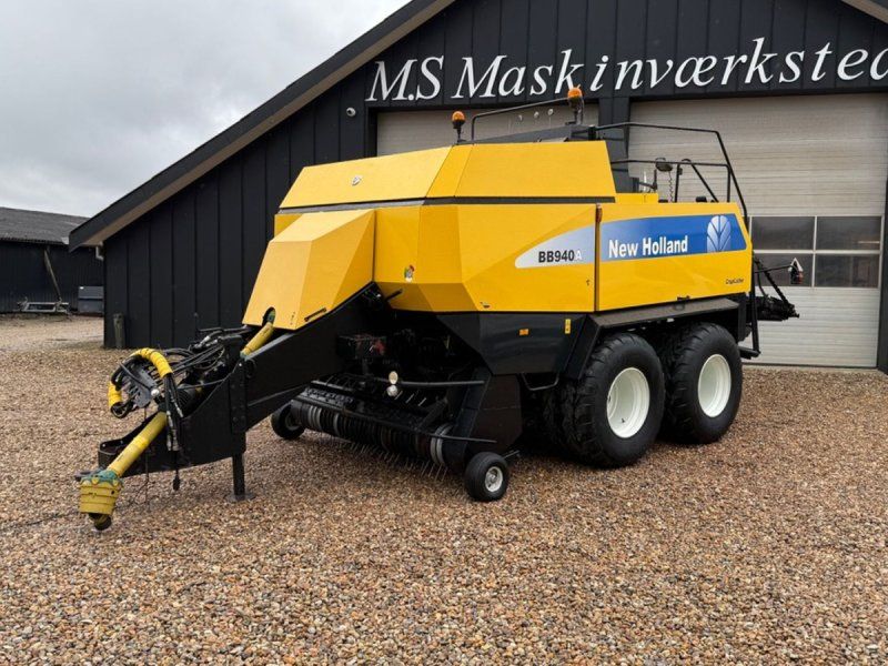 New Holland BB940A