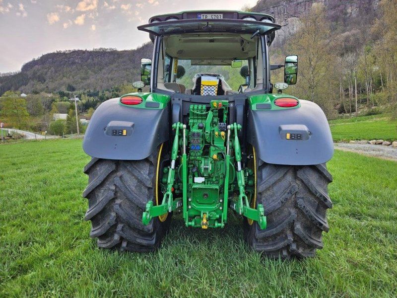 John Deere 6R155 SOLGT til NORGE. Kun 750 timer. Klar til GPS og Frontlæsse