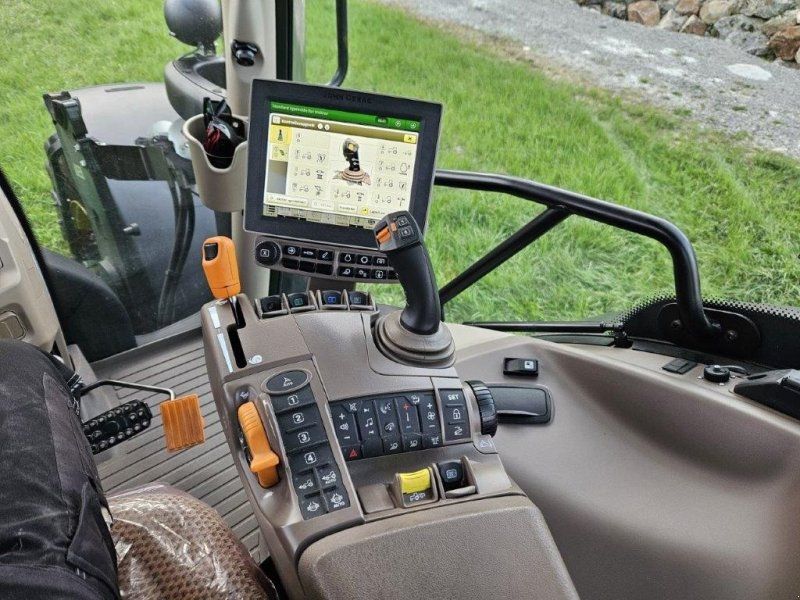 John Deere 6R155 SOLGT til NORGE. Kun 750 timer. Klar til GPS og Frontlæsse