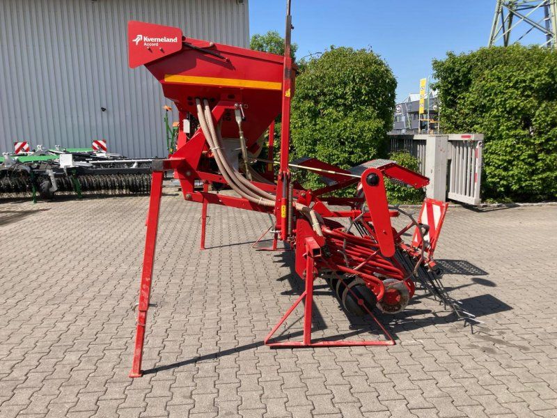 Kverneland S-DRILL