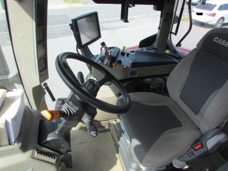 Case IH Puma 185